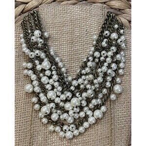Abercrombie & Fitch White Faux Pearl Necklace Antique Gold Cha Cha Coquette